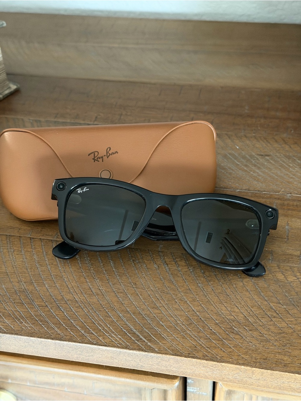 Ray-Ban Black Meta Smart Sunglasses with Brown Case